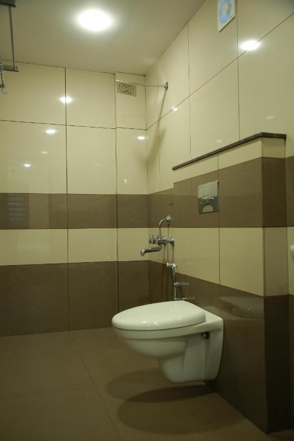 Kalathil Tourist Home Kunnamkulam Екстер'єр фото