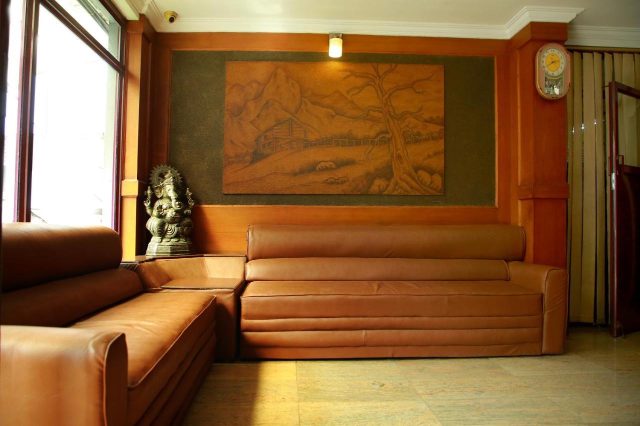 Kalathil Tourist Home Kunnamkulam Екстер'єр фото