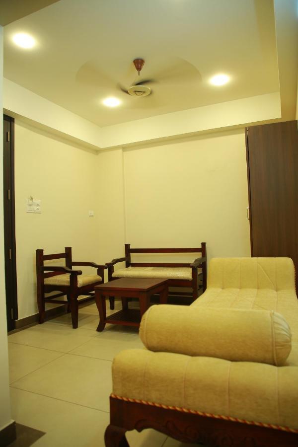 Kalathil Tourist Home Kunnamkulam Екстер'єр фото