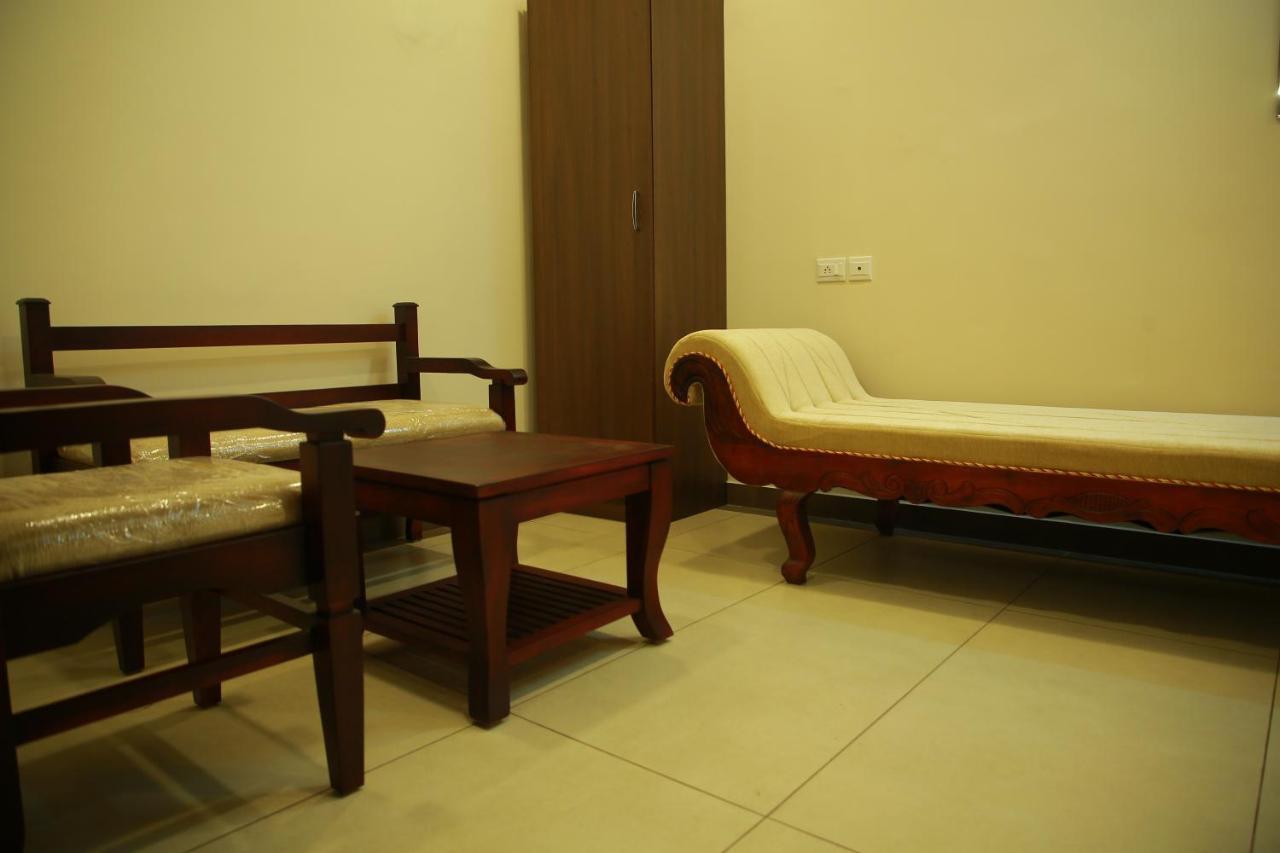 Kalathil Tourist Home Kunnamkulam Екстер'єр фото